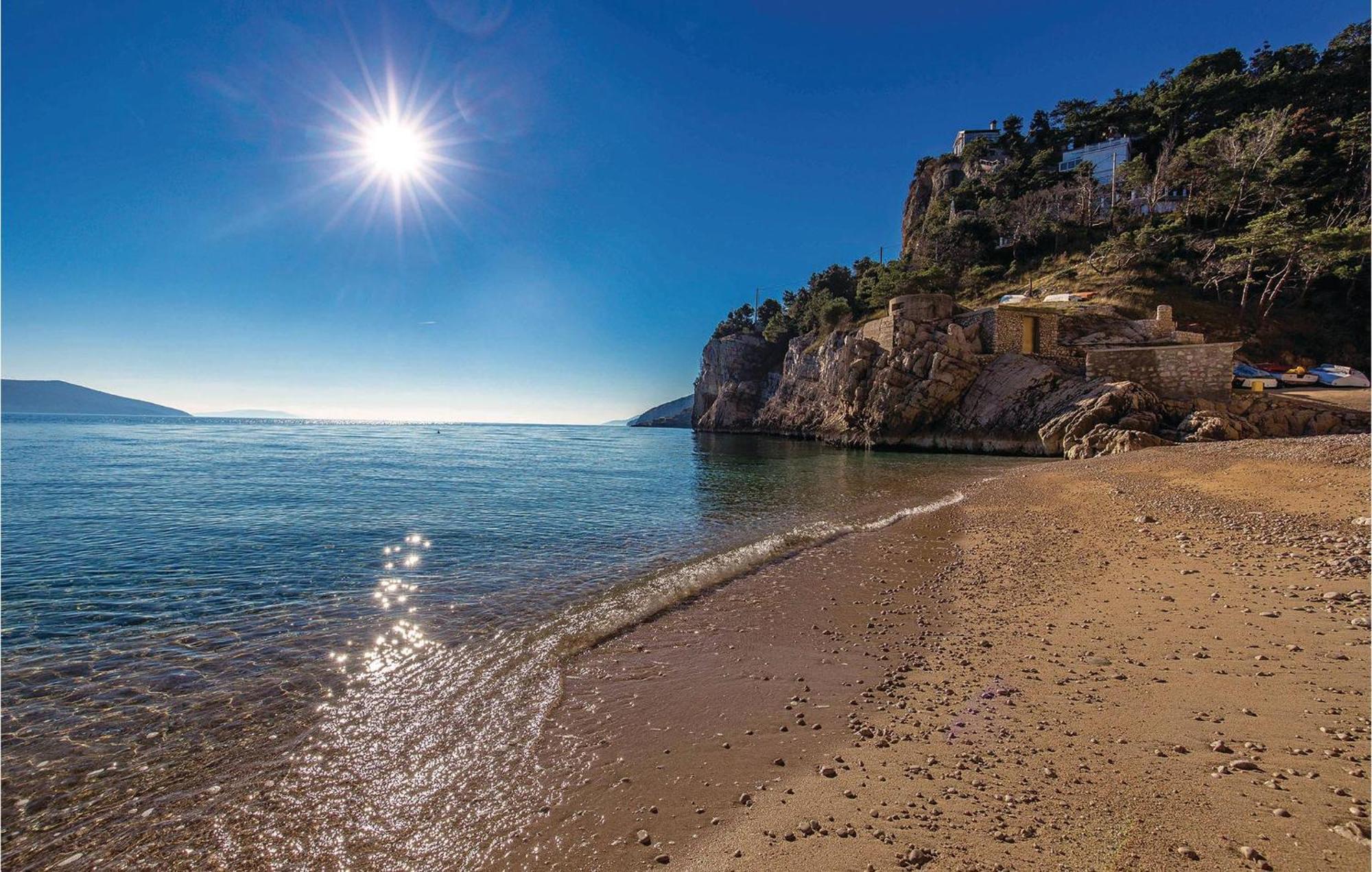 Lovely Apartment In Brsec With House Sea View Εξωτερικό φωτογραφία
