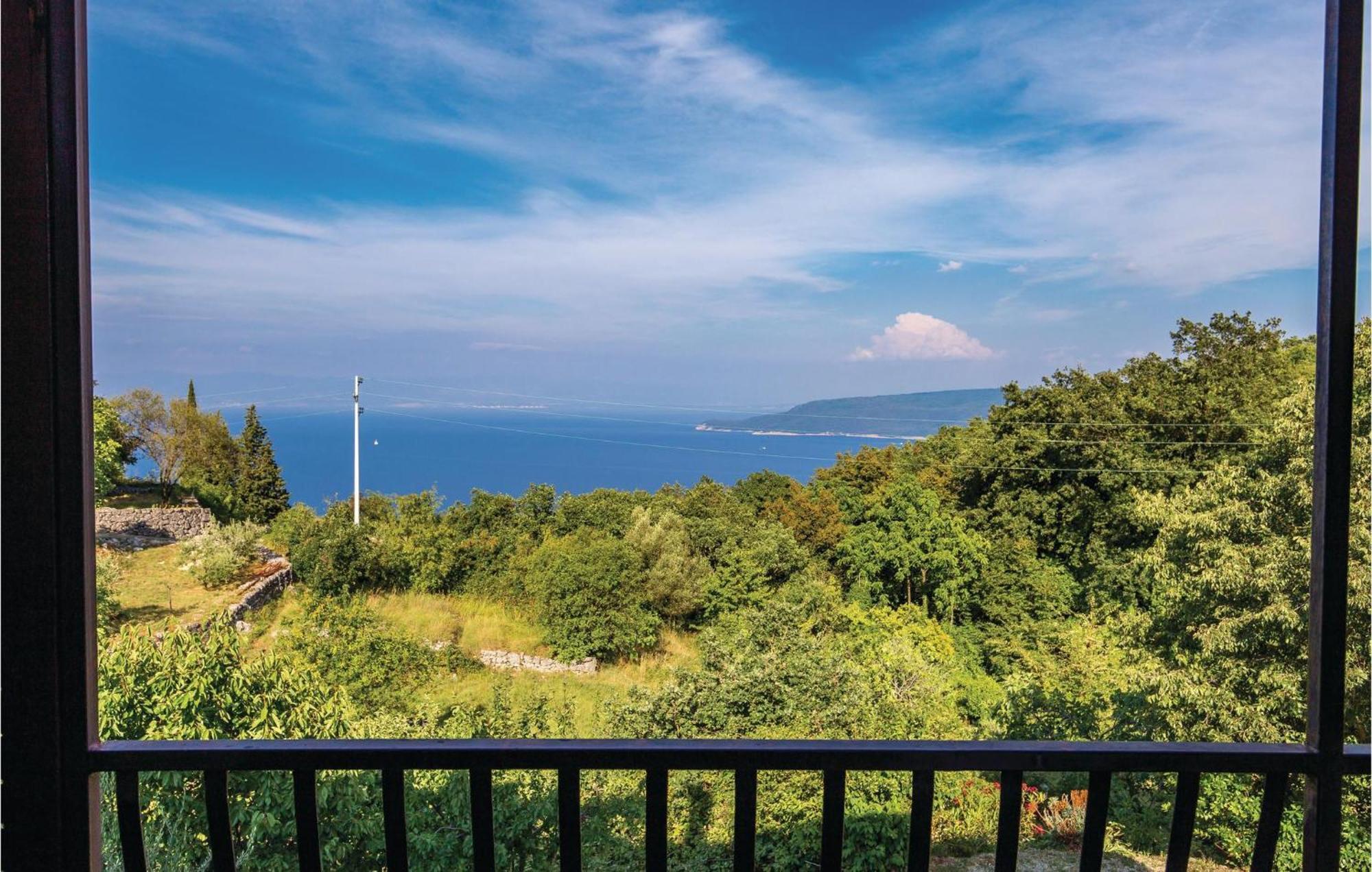 Lovely Apartment In Brsec With House Sea View Εξωτερικό φωτογραφία