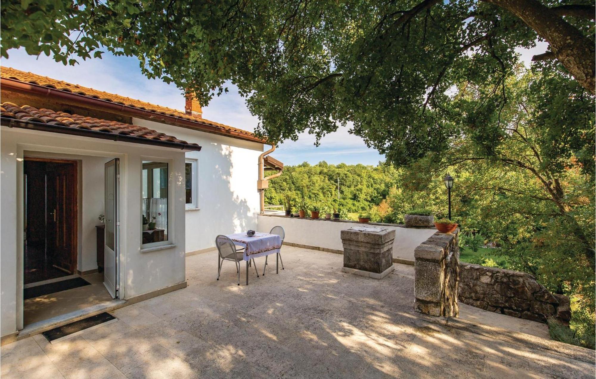 Lovely Apartment In Brsec With House Sea View Εξωτερικό φωτογραφία